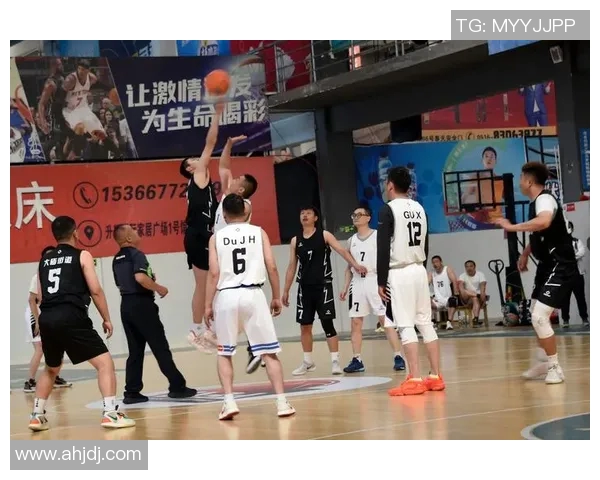 2016年广东与山东篮球对决回顾及精彩瞬间分析