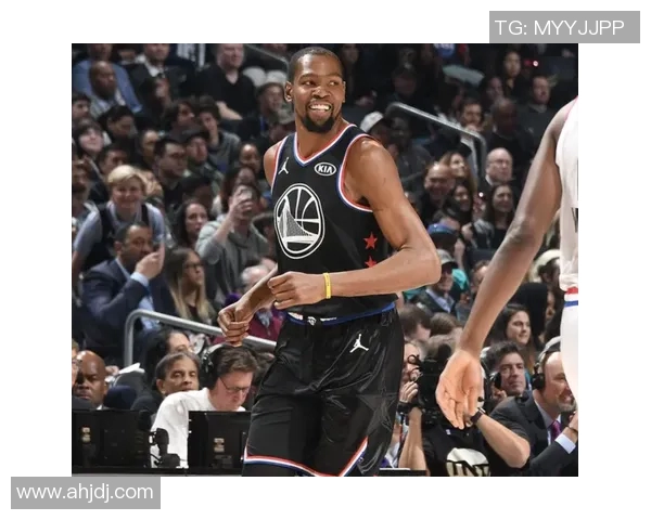 2017年勇士与骑士对决杜兰特的精彩表现与关键时刻回顾