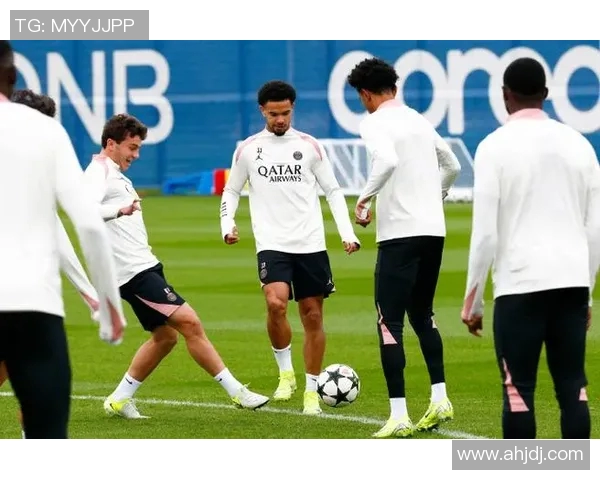 埃因霍温主场迎战赫拉克勒斯争夺联赛重要积分之战 埃因霍温主场迎战赫拉克勒斯争夺联赛重要积分之战