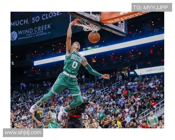 尼克斯与国王激战正酣NBA赛场上演精彩对决与战术较量