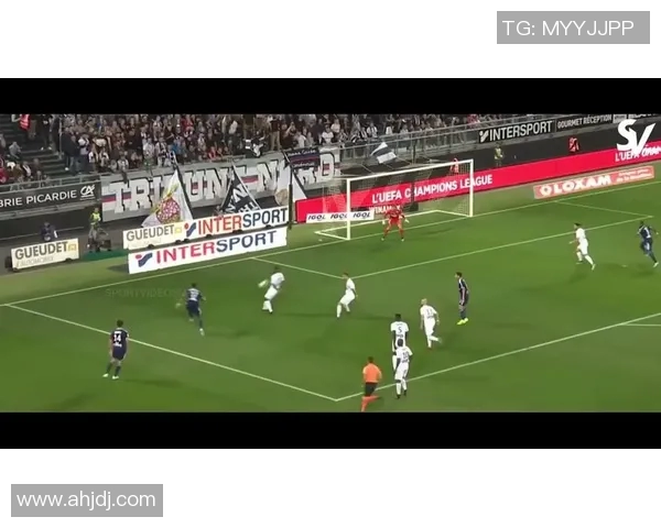 巴萨对阵里昂精彩转播全程回顾与赛后分析