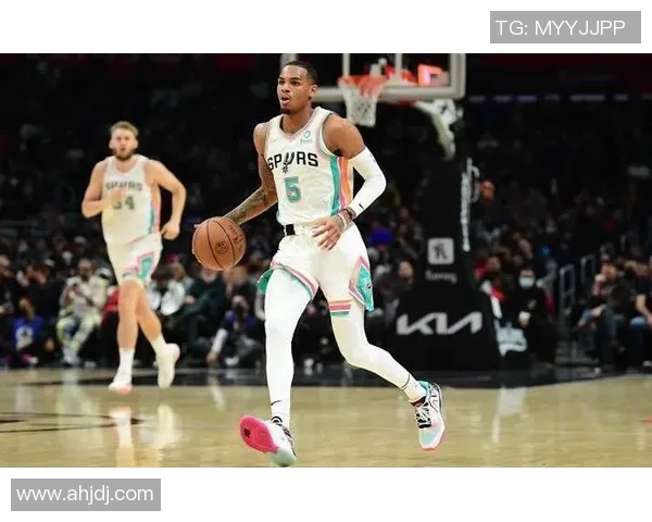 德章泰穆雷如何在NBA赛场上展现个人魅力与团队价值 德章泰穆雷如何在NBA赛场上展现个人魅力与团队价值