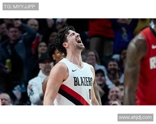 开拓者与火箭激战正酣精彩直播全程回顾与分析 开拓者与火箭激战正酣精彩直播全程回顾与分析