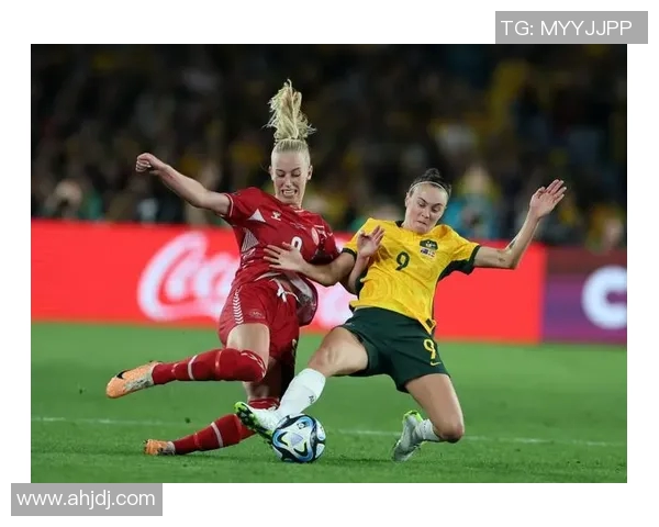 牙买加女足迎战澳大利亚女足精彩对决展现足球魅力与团队精神